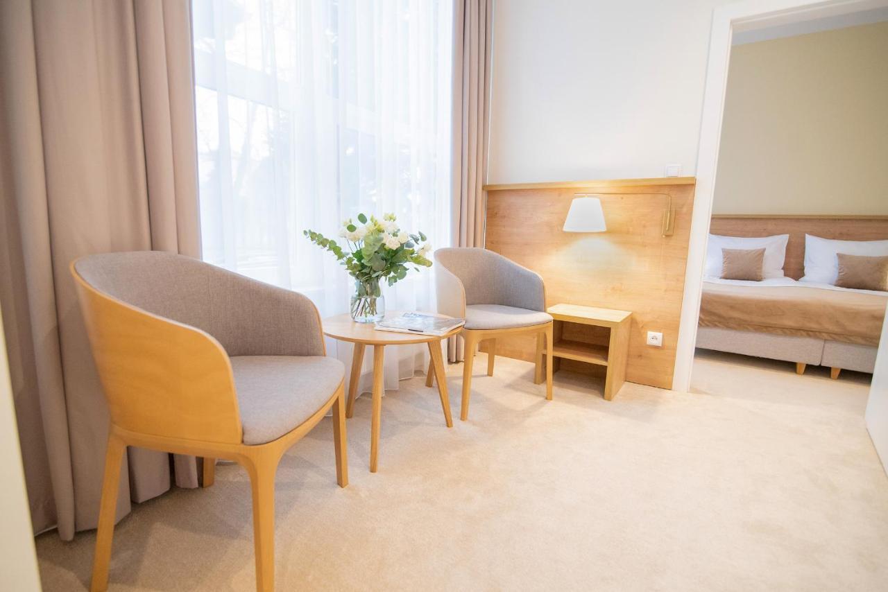 W Sercu Krakowa Aparthotel ภายนอก รูปภาพ