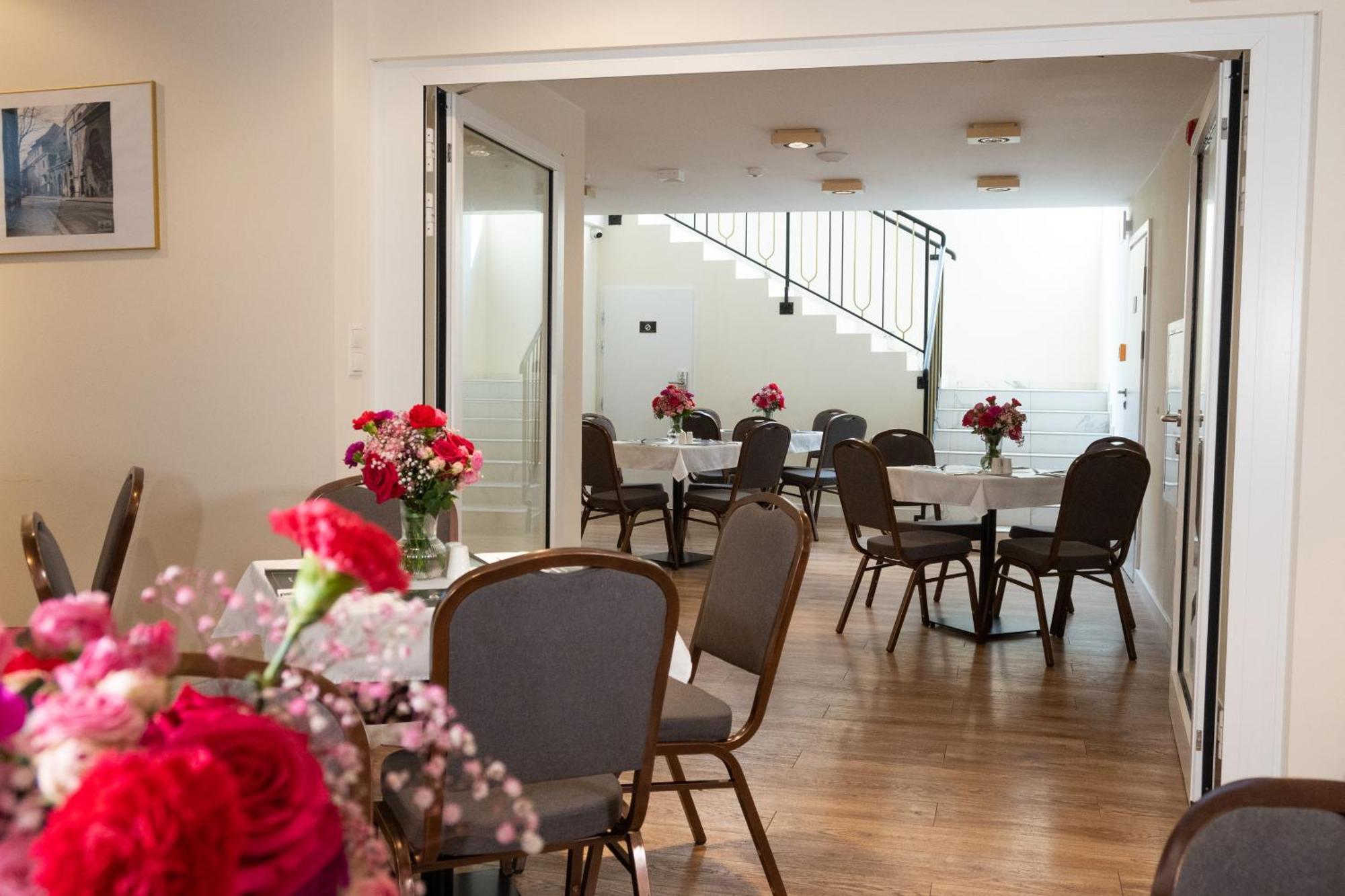 W Sercu Krakowa Aparthotel ภายนอก รูปภาพ